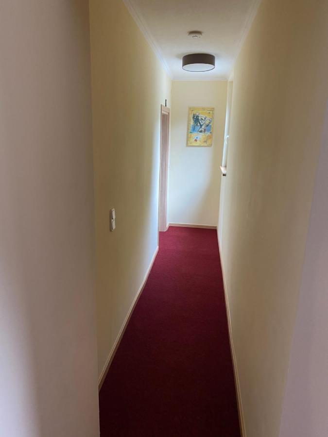 Apartments Am Bahnhof Зіген Екстер'єр фото