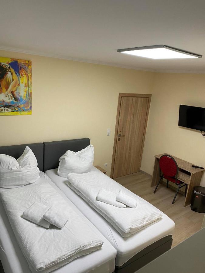 Apartments Am Bahnhof Зіген Екстер'єр фото